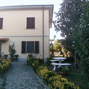 Couette-café La Bicicletta Rossa, Cenaia