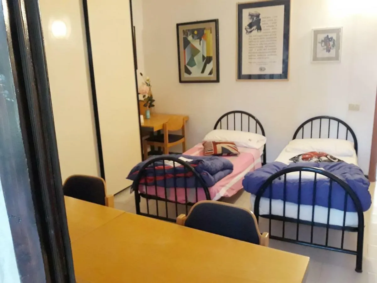 Hotel Bed In Siena Tognazza