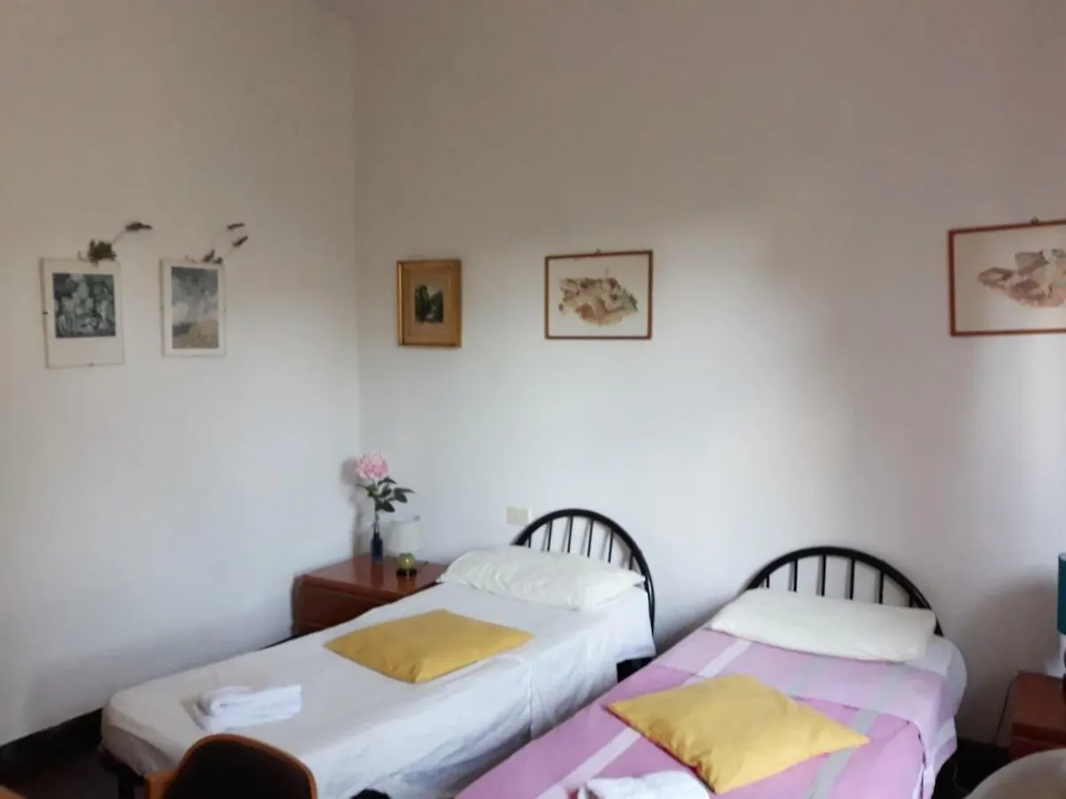 Hotel Bed In Siena Tognazza